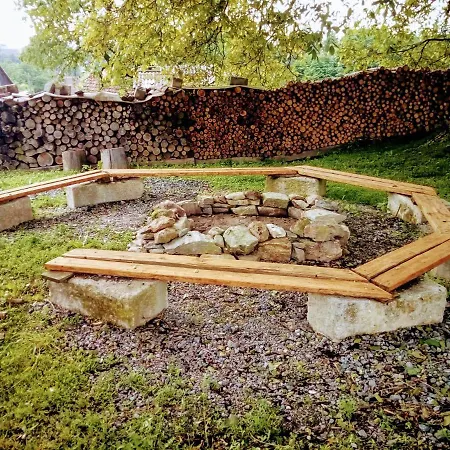 Cenovicky Dvur Pensión