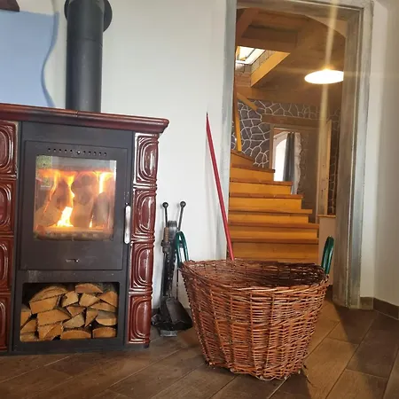 Cenovicky Dvur Гостевой дом Cestin