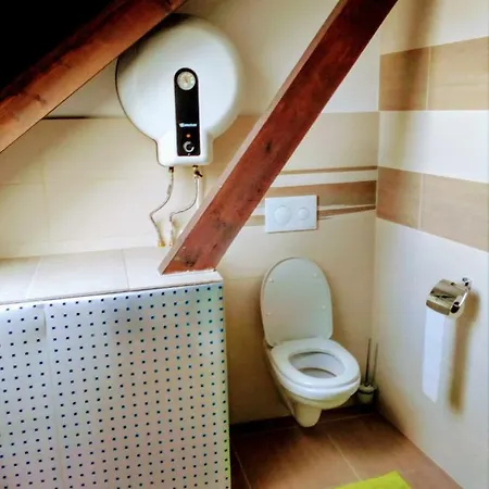 Pensión Cenovicky Dvur Cestin