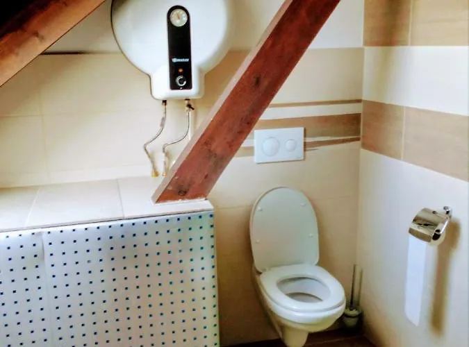 Gæstehus Cenovicky Dvur Cestin